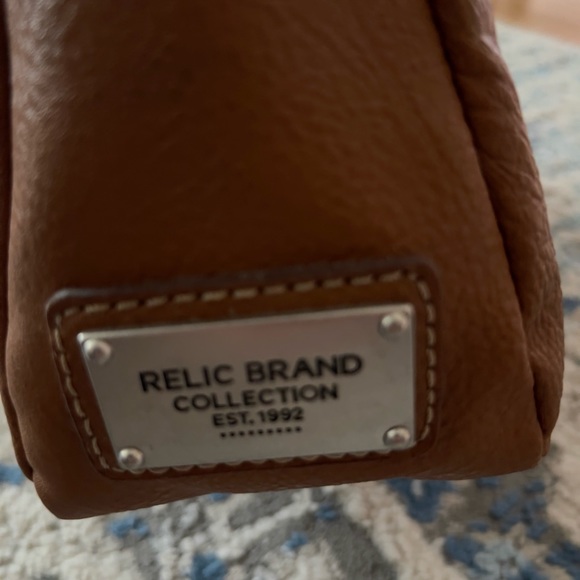 Relic tan shoulder crossbody bag - Picture 8 of 11